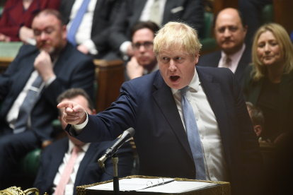 El primer ministro Boris Johnson aseguró que lo principal ahora es aprender de los errores cometidos con la celebración de las fiestas. JESSICA TAYLOR /