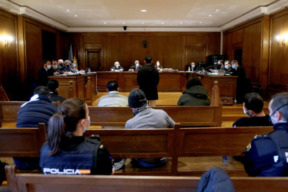 Vista del juicio por el alijo de 3000 kgs. de cocaína intervenido en aguas de la Ría de Aldán en un narcosubmarino.