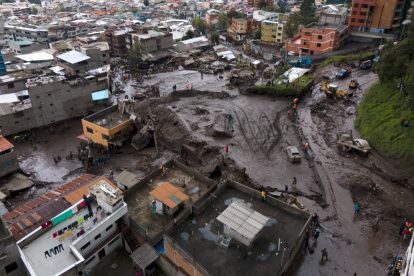 Aluvión en La Gasca deja al menos 22 muertos.