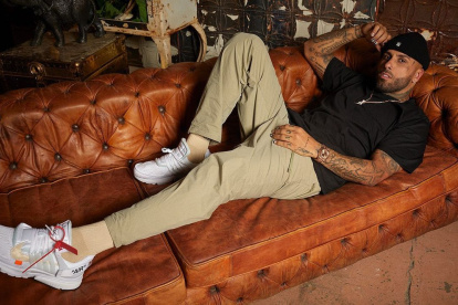 El videoclip del sencillo fue grabado en la ciudad de Madrid el año pasado.