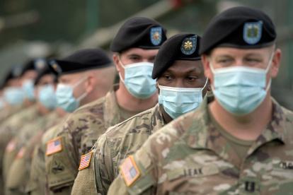 Vista de un grupo de soldados estadounidenses en una misión en el este de Europa, en una fotografía de archivo