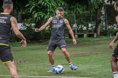 La vuelta se disputará el 15 de febrero en el Monumental de Guayaquil.