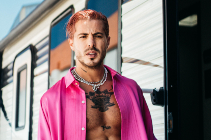 Colombia, Argentina y México se unieron en esta canción para darle voz a una historia de amor que fracasa por culpa del dinero