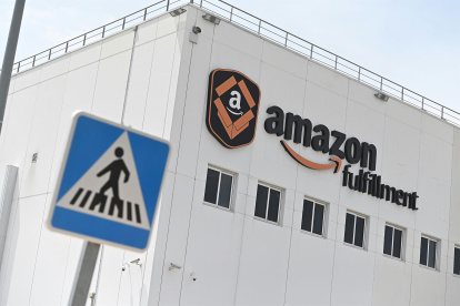 Fotografía de archivo de la vista de las instalaciones que Amazon.