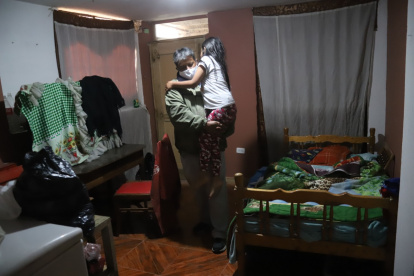 Familia. Jesús Cañaveral quedó a cargo del cuidado de su sobrina.