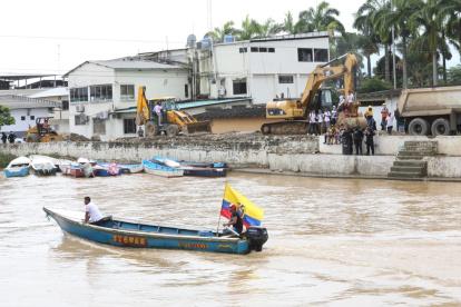 El mandatario fue explícito en que no han atendido el dragado de Balao y esto ocasiona este desastre.