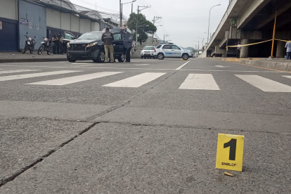 Durante la mañana de este 11 de febrero dispararon a una persona en su vehículo en el KM 7,5 de la vía Daule