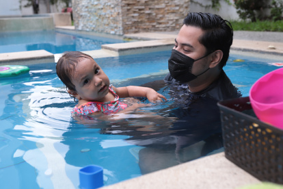 Francesa nació en septiembre de 2019 y fue en mayo del mismo año en el que recién se descubrió la cura para la AME.