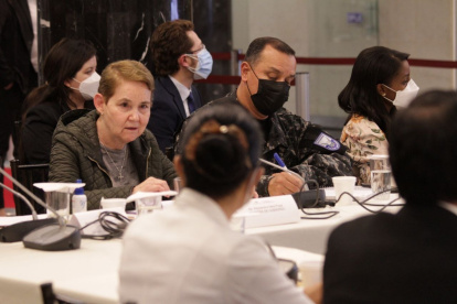 La ministra de Gobierno, Alexandra Vela, dijo además que "no se descansará hasta dar con quienes participaron en el hecho".