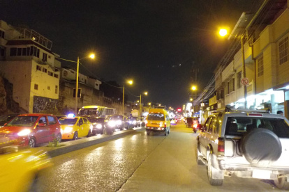 La vía es ahora más transitable para autos y peatones.