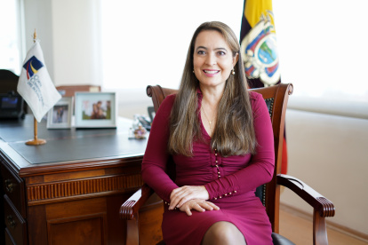 Corral también ha ejercicio privadamente la profesión y la cátedra universitaria.