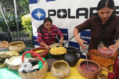 La gastronomía es parte de las actividades que se ofrecerán a los turistas en el próximo feriado./ Jaime Marínb