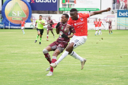 Universidad Católica dominó gran parte del encuentro y sumó los primeros puntos de la temporada.