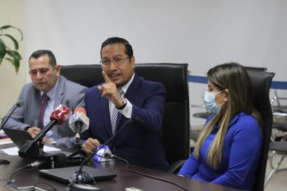 Postura. Esta es la segunda sesión que Hernán Ulloa lidera como presidente del Consejo de Participación.