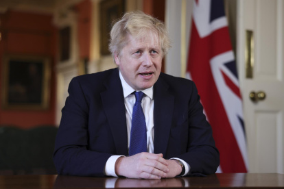 Imagen facilitada por el servicio de prensa del Gobierno británico, de la declaración del primer ministro Boris Johnson sobre el ataque ruso a Ucrania.