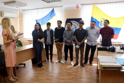 Estudiantes ecuatorianos hace dos años al finalizar un curso del idioma de Ucrania para ingresar a la Universidad.
