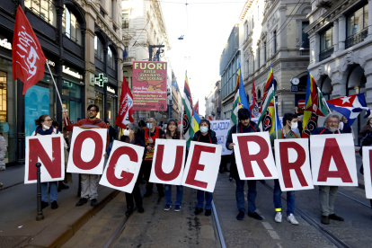 En el mundo hay un solo grito: ¡No a la guerra! Se pide que Rusia negocie con Ucrania.