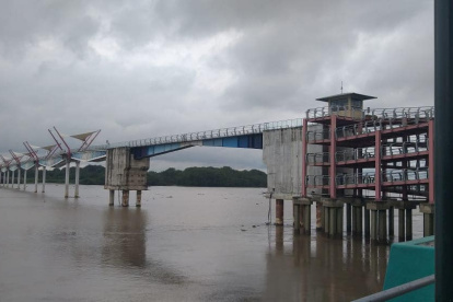 Paseos. La comunidad añora los recorridos sobre la obra.