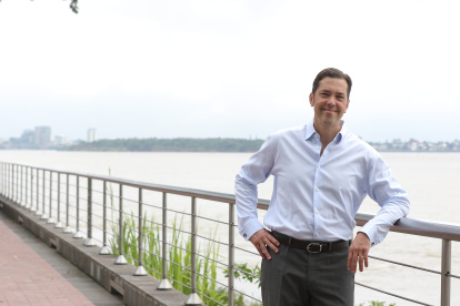 José Alvear Campodónico está volcado a los seguros y radica en Quito.