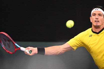 Emilio Gómez, raqueta número uno de Ecuador, perdió frente al francés Arthur Rinderknech por 6-2 y 7-5.