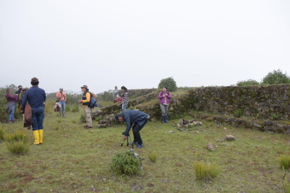 Técnicos de la Prefectura recorren y evalúan el viejo Camino del Inca para iniciar la rehabilitación de la ruta. Jaime Marín