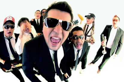 Papá Chango regresa a los escenarios con un nuevo éxito.