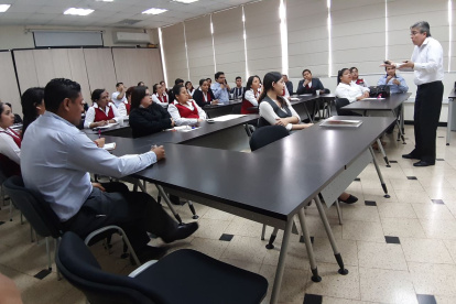 Imagen de un curso presencial de Marketing en la Universidad Católica, antes de la pandemia.