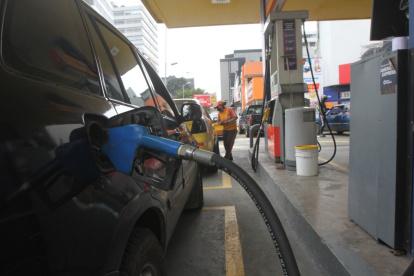 Los distribuidores de combustibles prevén que la participación de la gasolina súper en el mercado local pase de 3,8 a 3,5 % por su costo.