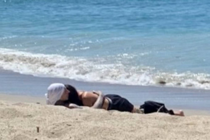 Kourteny Kardashian y Travis Barker expusieron su amor protagonizando candentes escenas.