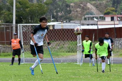 La selección nacional cumplió su última fase de entrenamientos en Quito, en el complejo deportivo de Granilandia.