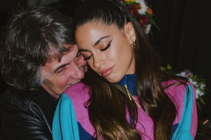 El papá de la argentina, aunque ya no figura como su manager desde hace algunos años, ha estado siempre presente en su carrera