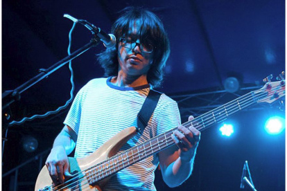 El compositor y arreglista guayaquileño toca en  Maki Navaja, Curetaje, La Humilde Orquesta y Orquesta Macolla.