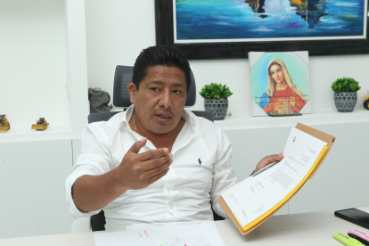 Mite es el alcalde del cantón Playas por el partido Creando Oportunidades CREO. Su padre, Cilenio Mite, fue la primera persona en ocupar ese cargo.