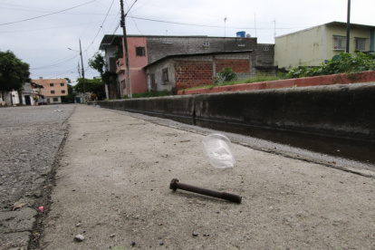 Un perno fue hallado en el sector. Pertenecería a la máquina dañada.