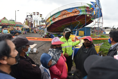 Sospecha. En el caso del accidente de Quito se presume que hubo el desplome de parte de la estructura de uno de los juegos mecánicos.