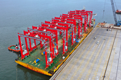 Comercio.- El Puerto Bolívar desde también salen las exportaciones ecuatorianas.