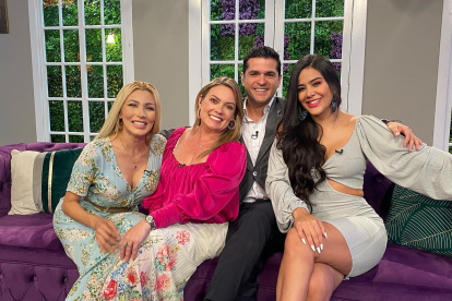 Jasú, Úrsula Strenge y Michella Pincay junto a Pancho Molestina.