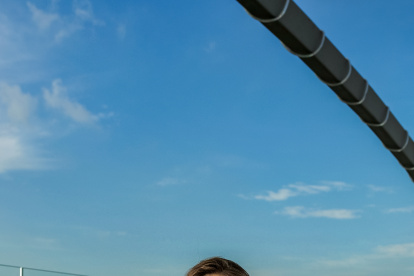 Tiene 25 años dedicada al oficio de la alta costura