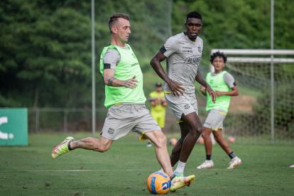 Damián Díaz podría sumar minutos, pero no arrancará como titular.