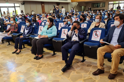 La ceremonia de graduación en Guayaquil, esuvo llena de emotividad.