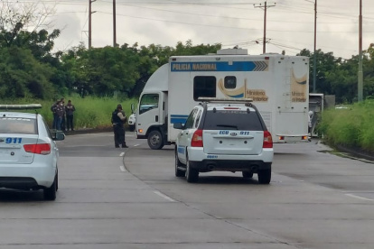 Encuentran cadáver en la Av. del Parque, cerca  Parque Samanes,  salida a la Autopista
