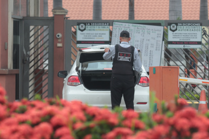 Las urbanizaciones de La Aurora tienen guardianía privada, pero los moradores piden más control policial en la zona.