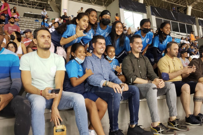 Ismael Rescalvo se sintió muy cómodo en el graderío del Christian Benítez. Se sintió querido.