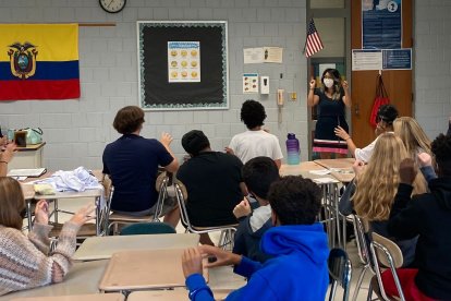 Los maestros ecuatorianos comparten enseñanza y cultura con niños de  EE.UU.