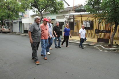 MORADORES DEL BARRIO ORELLANA SE QUEJAN POR LA FALTA DE OBRA DEL SECTOR 23 DE MARZO DEL 2022  GUAYAQUIL-ECUADOR