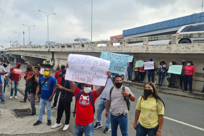 Protesta en exteriores de Expreso