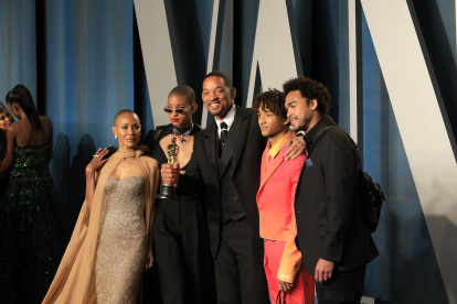 (L-R) Jada Pinkett-Smith, Willow Smith, Will Smith, Jaden Smith, Trey Smith.