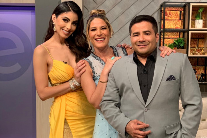 Virginia con Gaby Díaz y Henry Bustamante.