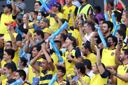 La hinchada que hizo presente en el Monumental.