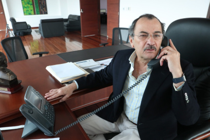 Causa. El excontralor es acusado de conspiración para lavado de dinero.